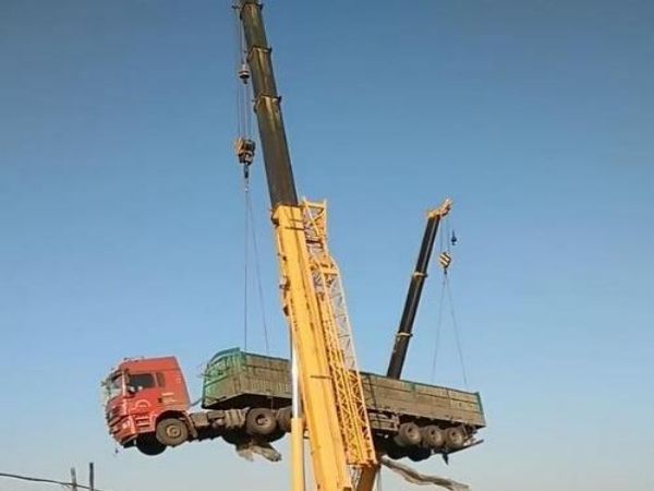 吴川市吊车电话_吊车出租公司合同包含哪些内容